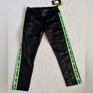 Black Zumba Cropped Leggings size Spicy(S)